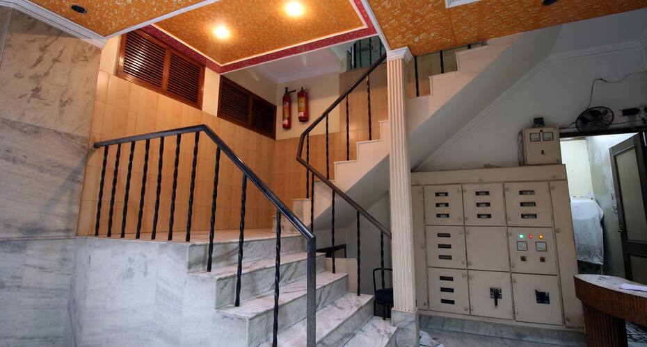 Lords Hotel, New Delhi 4